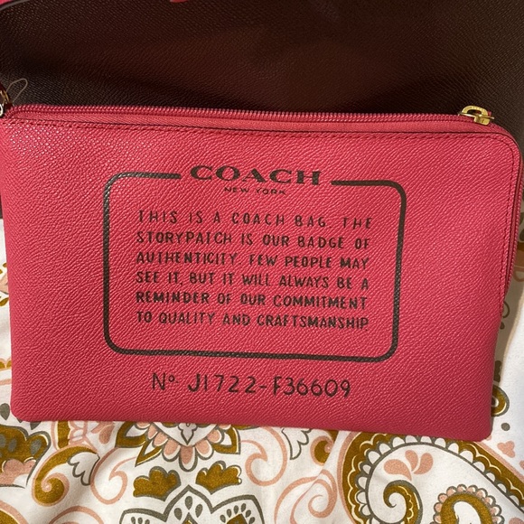COACH REVERS-ABLE 2 WAY SHOULDER BAG W/ WRISTLER/MAKEUP CASE PRELOVED - Picture 2 of 10